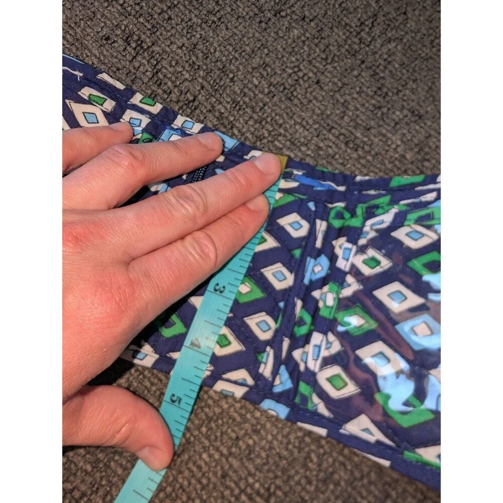 Vera Bradley Quilted Cotton Wallet Bifold Women's Blue Pattern ID Holder - Picture 4 of 5